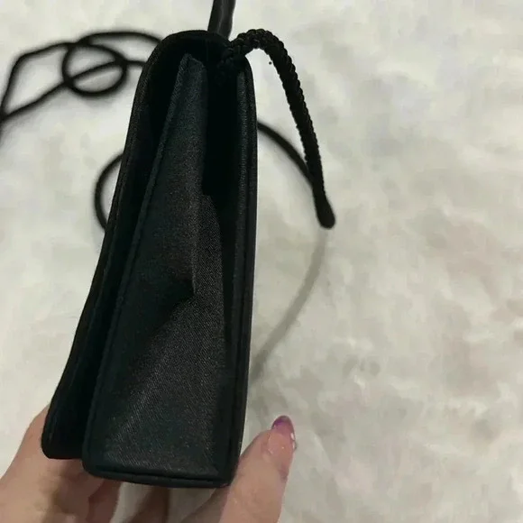 Vintage La Regale Black Evening Satin Mini Purse HandBag Crossbody Elegant Fun - Picture 4 of 16
